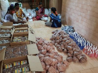 IMMUNE BOOSTER FOODS GIVEN TO DAILY WAGES FAMILIES IN RURAL AREAS, TAMIL NADU  