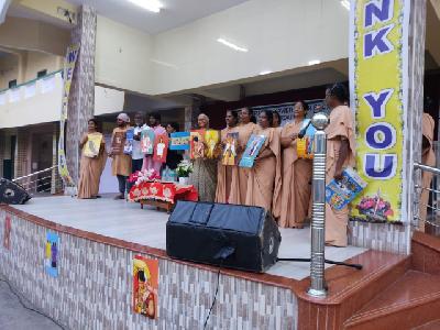 Signature Campagin On UNiTE To End Violence Against Women At  Madras - Broadway 	